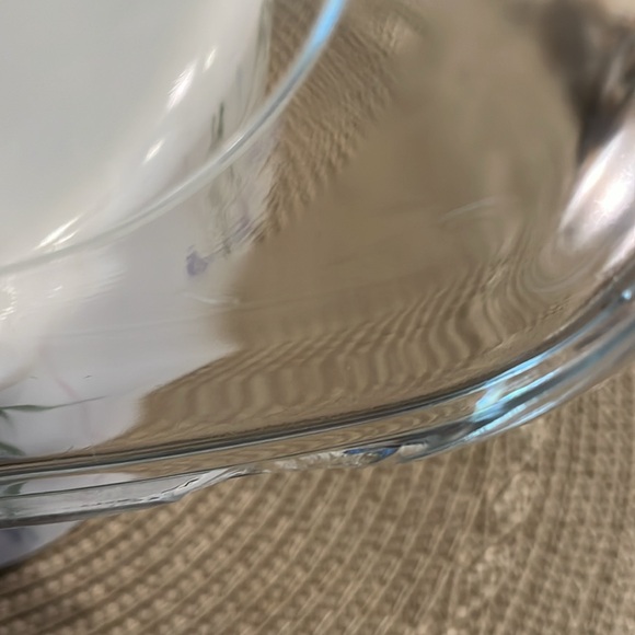 Corningware Shadow Iris 1.5 Liter Dish with lid - Picture 8 of 8